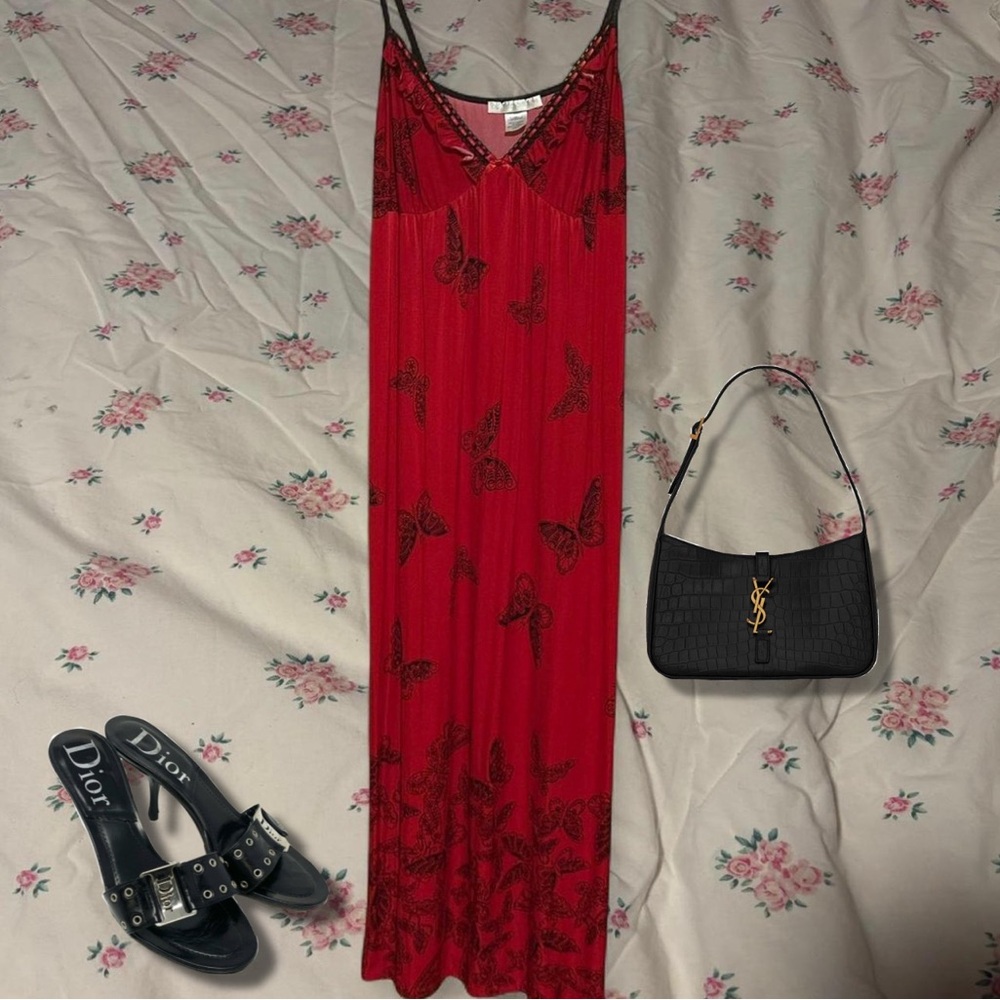 Chic Red Butterfly Print Nightgown